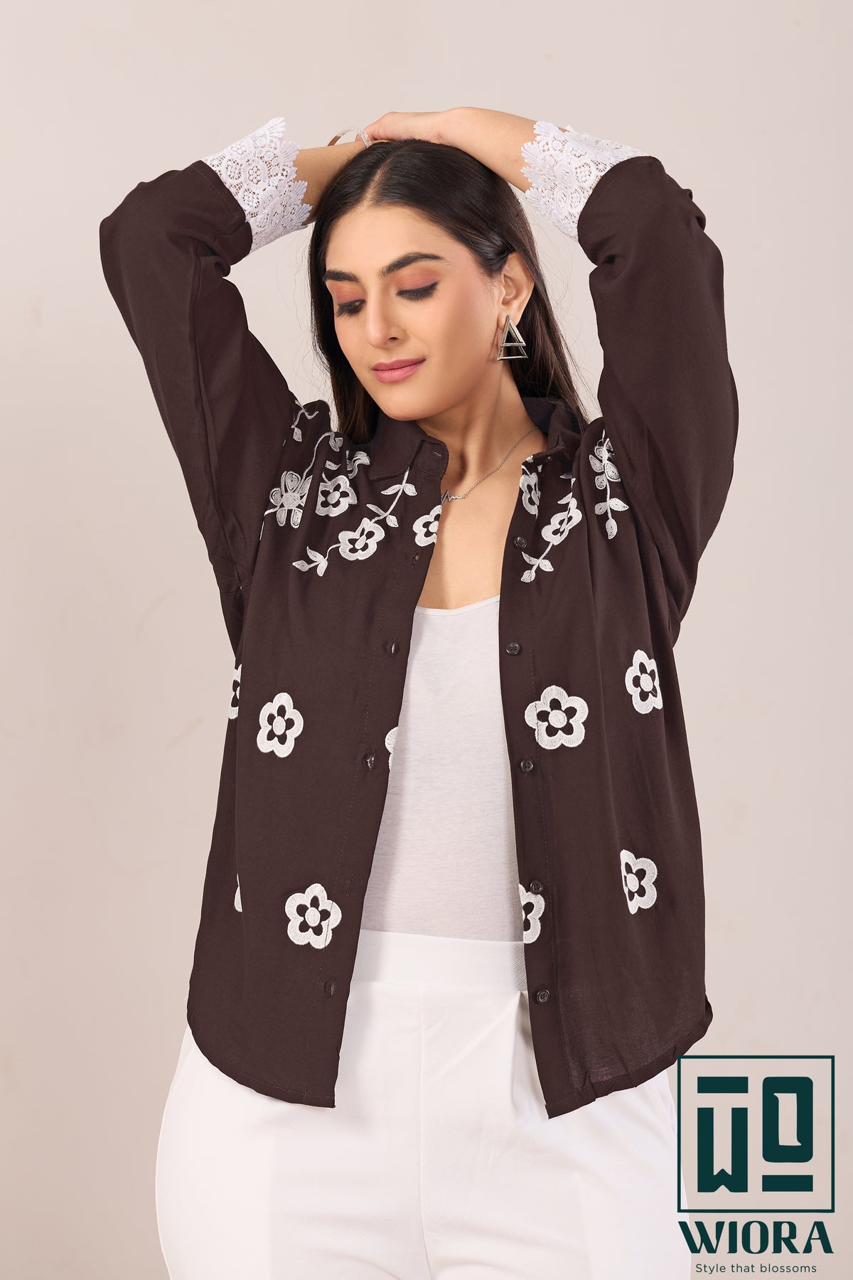 Stylish Brown Floral Printed Top with Lace Accents